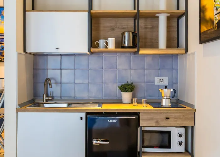 Central Station Apartments & Suites By Wonderful Italy
